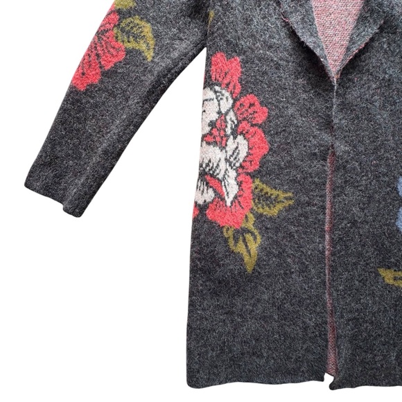 Vertigo Paris Floral Knit Longline Cardigan | SMALL - Picture 6 of 11